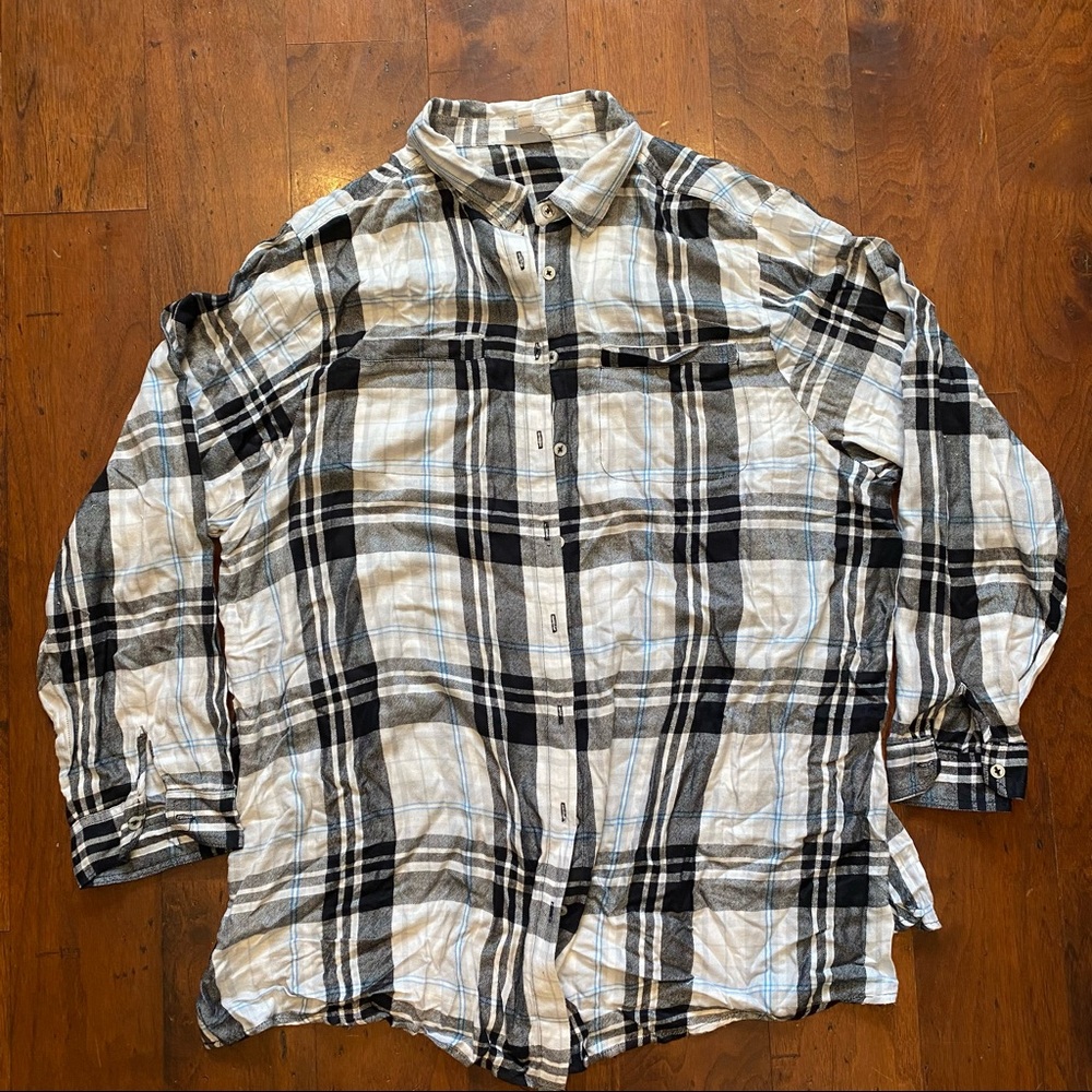 Avenue Women’s Button Down Flannel Oversize Pockets Long Sleeve Size 22